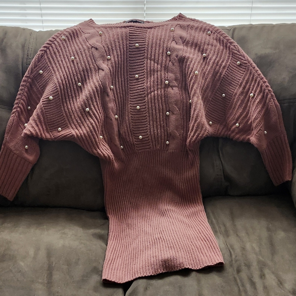 Women's Pearl Embellished Sweater - Pink